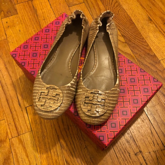 Shoes - Tory Burch Lizard Flats